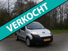 Peugeot Bipper Tepee - 1.4i . personen vervoer . Airco . Schuifdeuren . Elec ramen en spiegels . enz