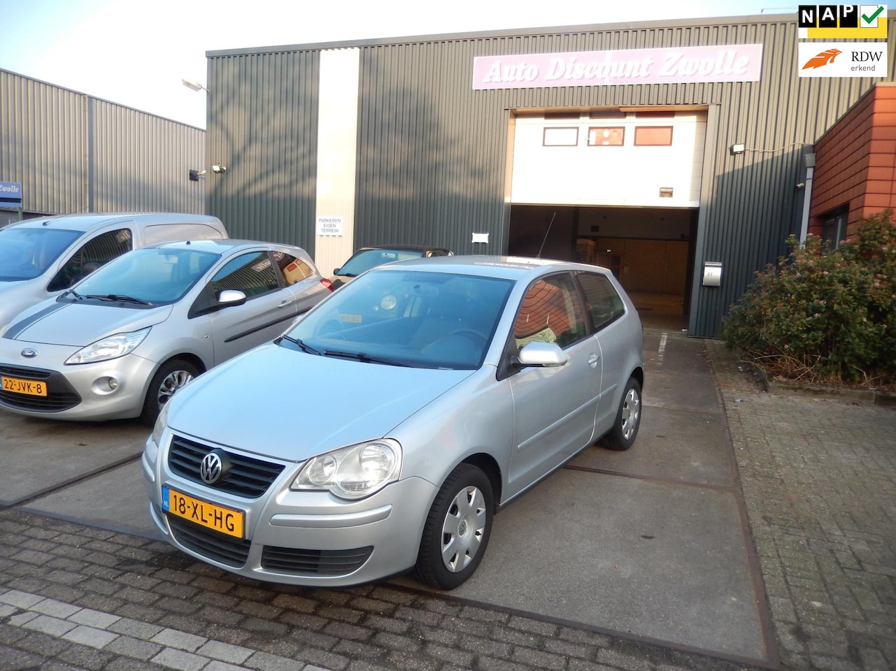 Volkswagen Polo - 1.4-16V Optive 1.4-16V Optive - AutoWereld.nl