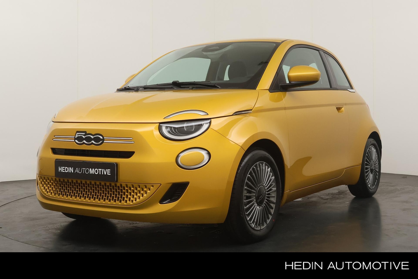 Fiat 500 - 1.0 Hybrid Torino Launch Edition | Climate Control | 16" LM Velgen | Keyless Start | Apple - AutoWereld.nl