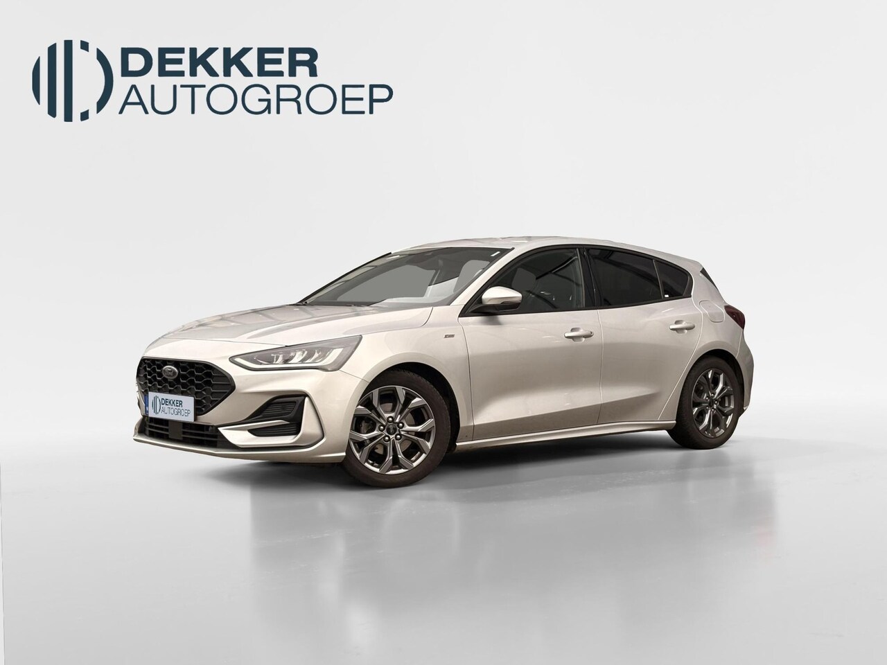 Ford Focus - 1.0 EcoBoost Hybrid ST Line WINTER PACK I PARKEERSENSOREN VOOR & ACHTER I APPLE CARPLAY / - AutoWereld.nl