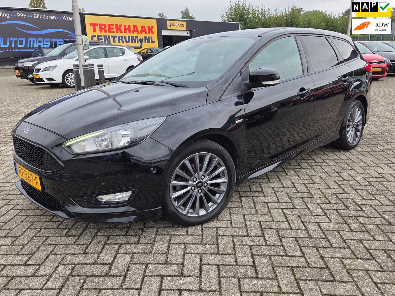 Ford Focus Wagon - 1.0 ST-Line/EERST EIGENAR/NAVI/NAP/VOL OPTIE - AutoWereld.nl