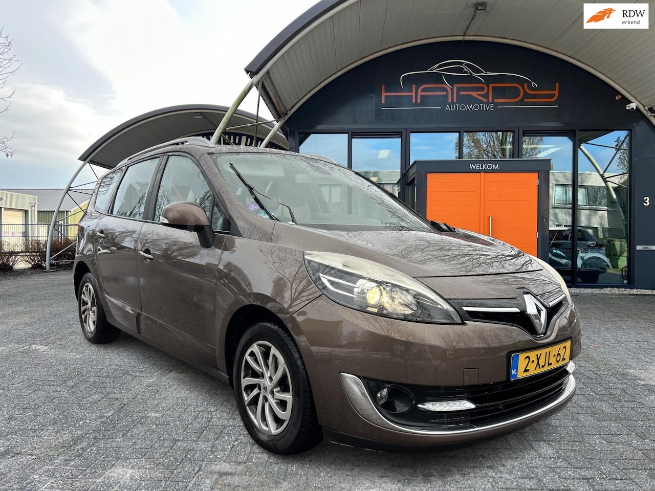Renault Grand Scénic - 1.2 TCe HANDEL/EXPORT Motor Tikt iets - AutoWereld.nl