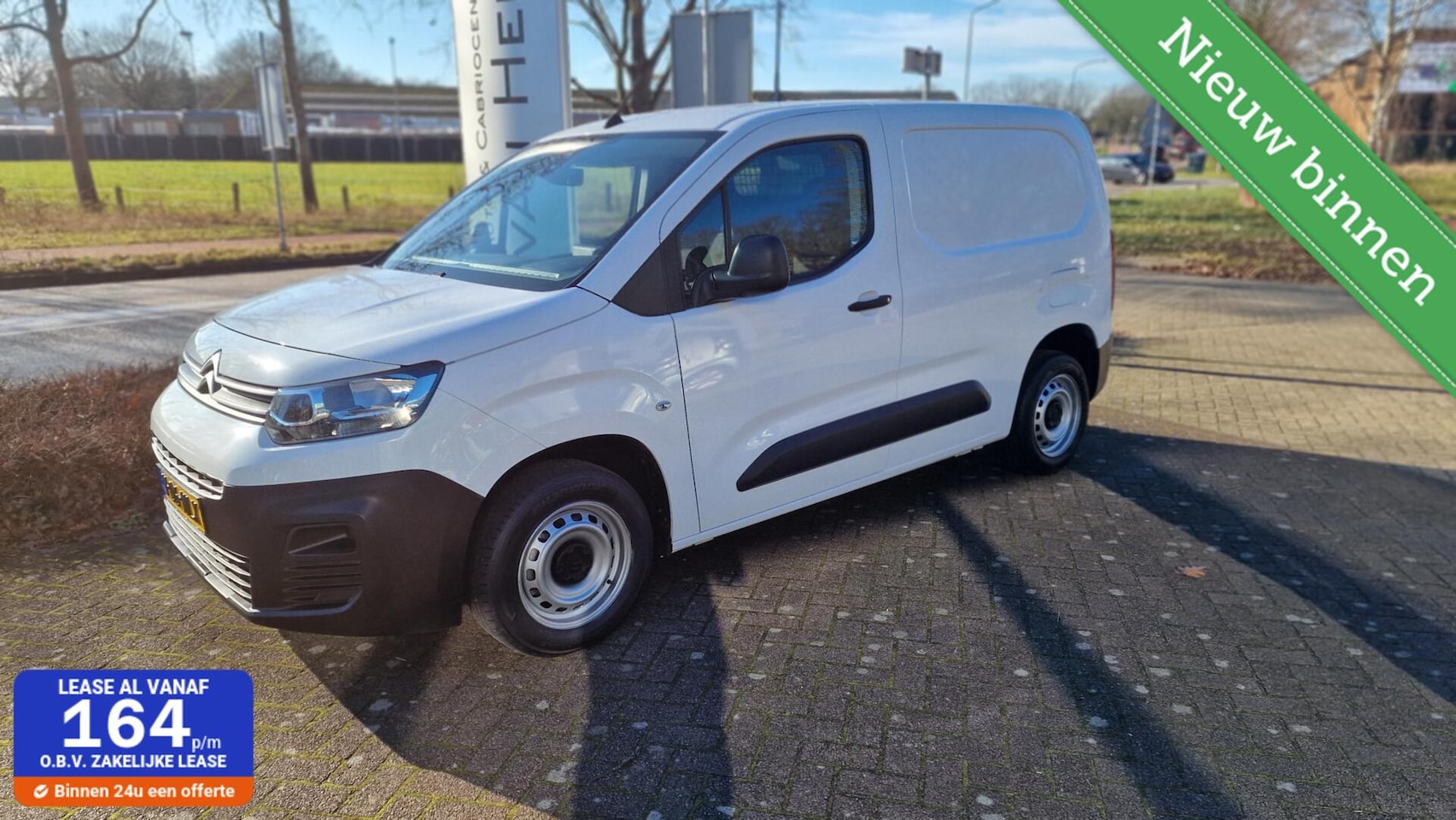 Citroën Berlingo - bestel 1.2 PureTech Club/airco - AutoWereld.nl