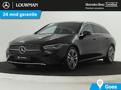 Mercedes-Benz CLA-klasse Shooting Brake - 180 Star Edition Luxury Line | Trekhaak | Donkergetint glas achter | Verwarmde stoelen voo