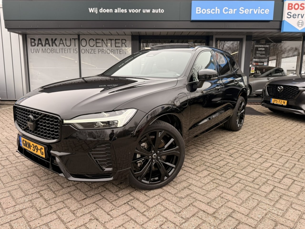 Volvo XC60 - 2.0 T6 AWD+ Black Edition | Panoramadak | 360 Camera | Carplay - AutoWereld.nl
