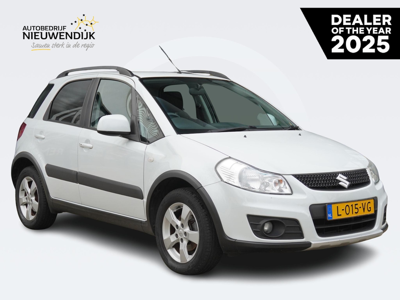 Suzuki SX4 - 1.6 AWD Comfort / RECHTSGESTUURD / RADIO / CD-SPELER / DAKRAILS / MISTLAMPEN VOOR / PRIV G - AutoWereld.nl