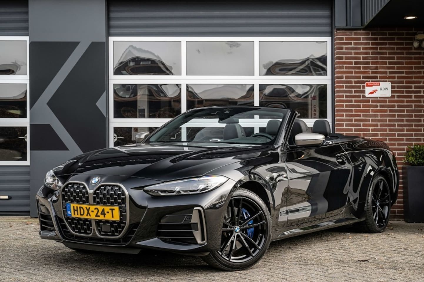 BMW M4 - M440i xDrive High Executive | M-Sport | Hifi | Memory | Led | Leder | ACC | Camera | 19' i - AutoWereld.nl