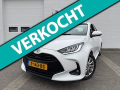 Toyota Yaris - 1.5 VVT-i Dynamic|Keyless|Stoelverwarming|Stuur verwarming