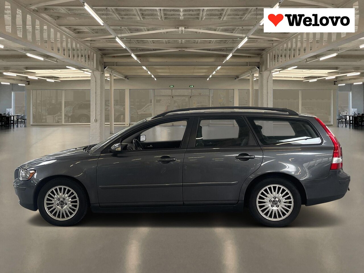 Volvo V50 - 2.4 Summum Automaat, electr. stoel, leder interieur, trekhaak... - AutoWereld.nl