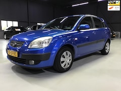Kia Rio - 1.4 L I New Apk + Kln Brt I 5 Drs I Elec Ramen I Isofix I AIrco I Centr. deurvergr. I Mist
