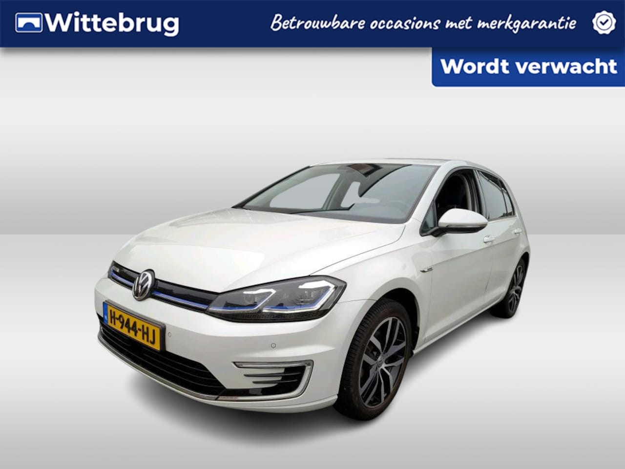 Volkswagen e-Golf - E-DITION / Digitaal dashboard / Navigatie / Camera / LED / Parkeersensoren V+A / - AutoWereld.nl