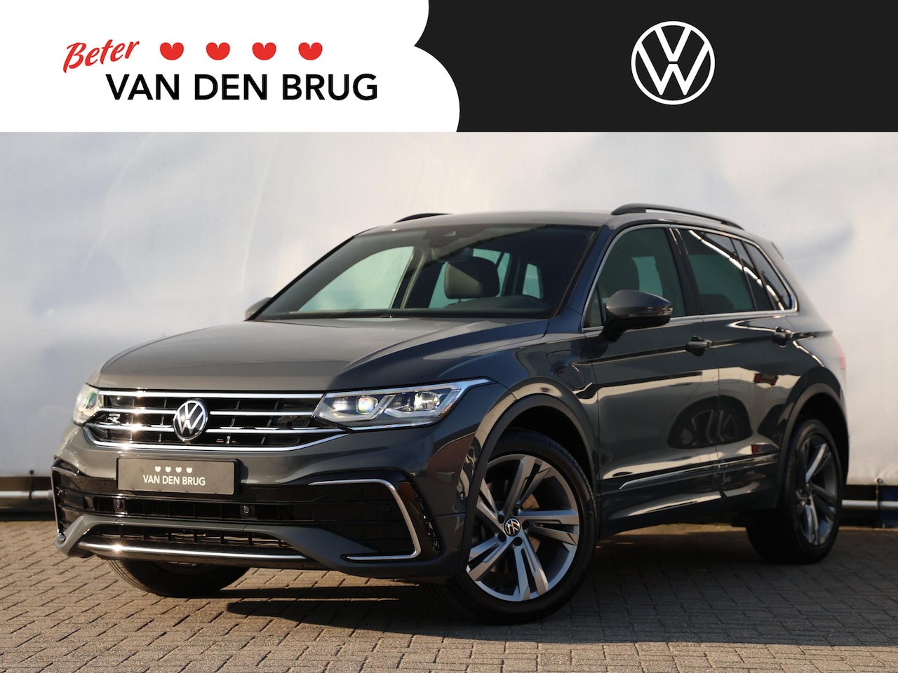Volkswagen Tiguan - 1.4 TSI eHybrid R-Line Business 245PK DSG | Led Matrix | Side assist | Camera | Stoel/stuu - AutoWereld.nl