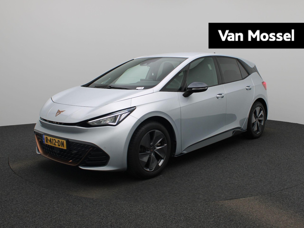 CUPRA Born - Business 62 kWh AUTOMAAT | NAVIGATIE | CAMERA | LMV | PDC | STOELVERWARMING | CLIMA | ADAP - AutoWereld.nl