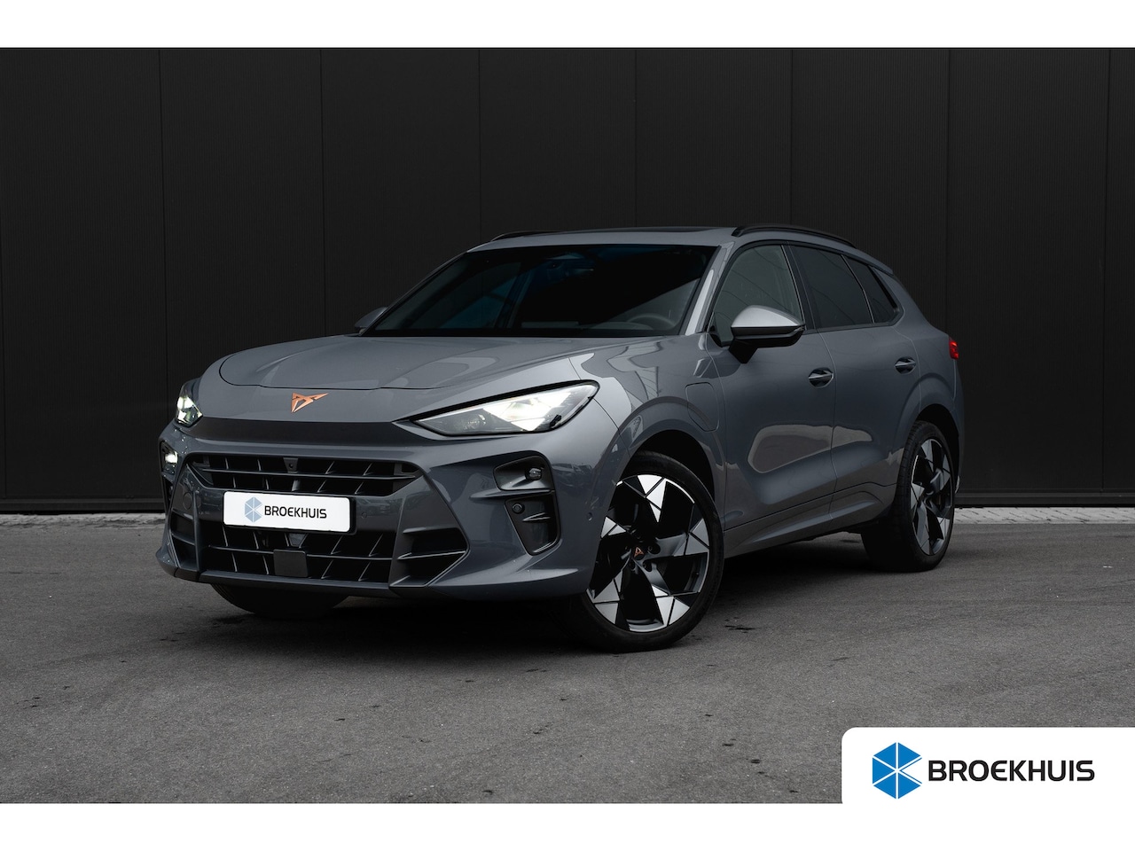 CUPRA Terramar - 1.5 TSI e-Hybrid 272pk VZ Performance Garantie t/m 2030 | Trekhaak | Panoramadak | Sennhei - AutoWereld.nl