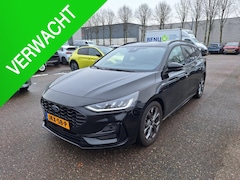 Ford Focus Wagon - 1.0 EcoBoost Hybrid ST Line Navigatie | Camera | Pack Winter