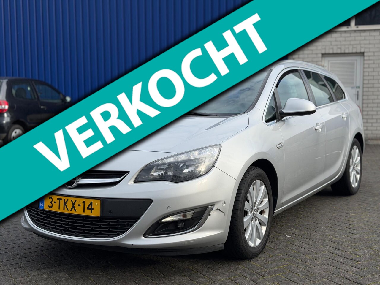 Opel Astra Sports Tourer - 1.6 Turbo Cosmo/Automaat/Cruise/Camera/PDC/Dodehoeksensor - AutoWereld.nl