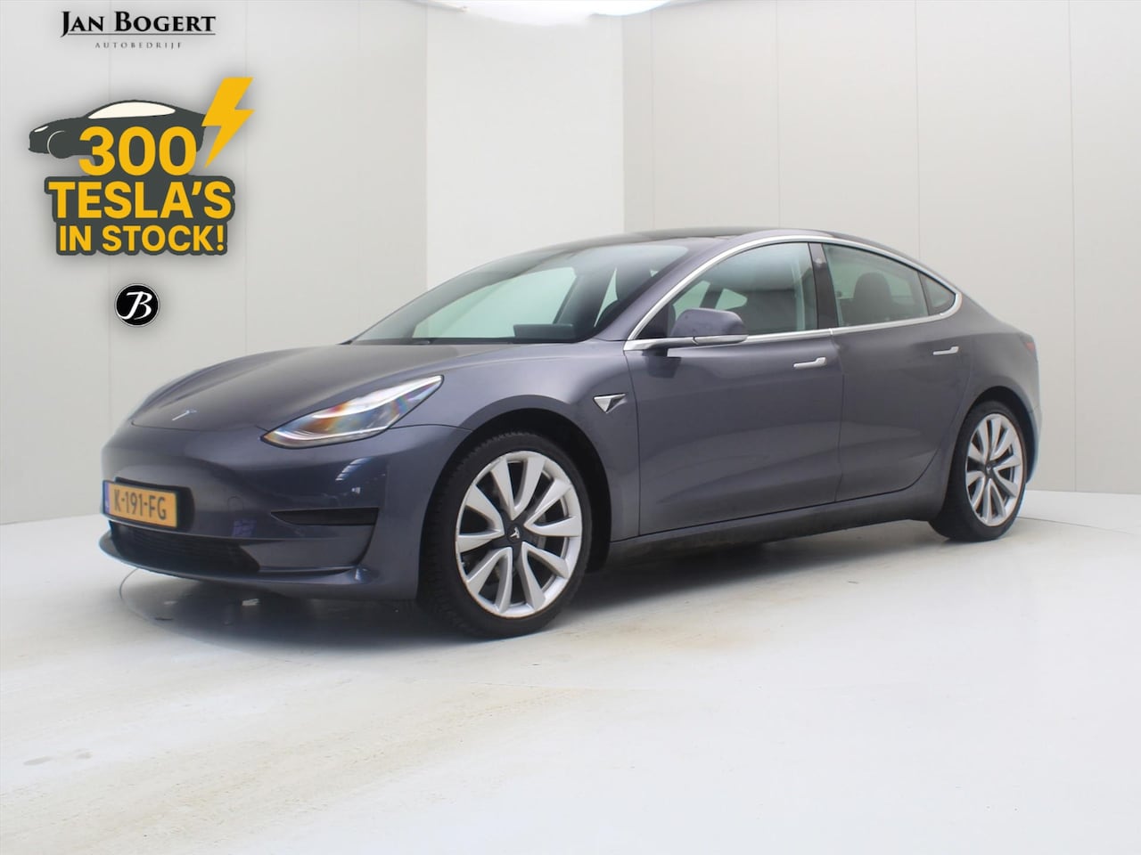 Tesla Model 3 - Standard RWD Plus [ LFP-ACCU+TREKHAAK+19''LMV+AUTOPILOT+60 kWh+PREMIUM AUDIO ] - AutoWereld.nl