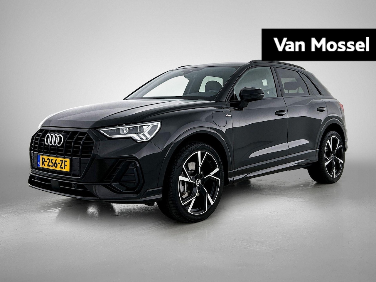 Audi Q3 - 45 TFSI e S edition l Adaptive cruise control l Airco l Navigatie l Parkeersensoren l Pri - AutoWereld.nl