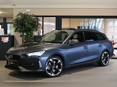 CUPRA Leon Sportstourer - 1.4 e-Hybrid 204PK Pano Led ACC Cam Navi Elektrische Achterklep