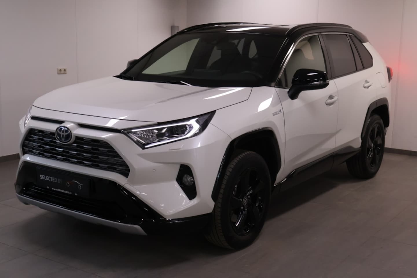 Toyota RAV4 - 2.5 Hybrid AWD Bi-Tone 2.5 Hybrid AWD Bi-Tone - AutoWereld.nl