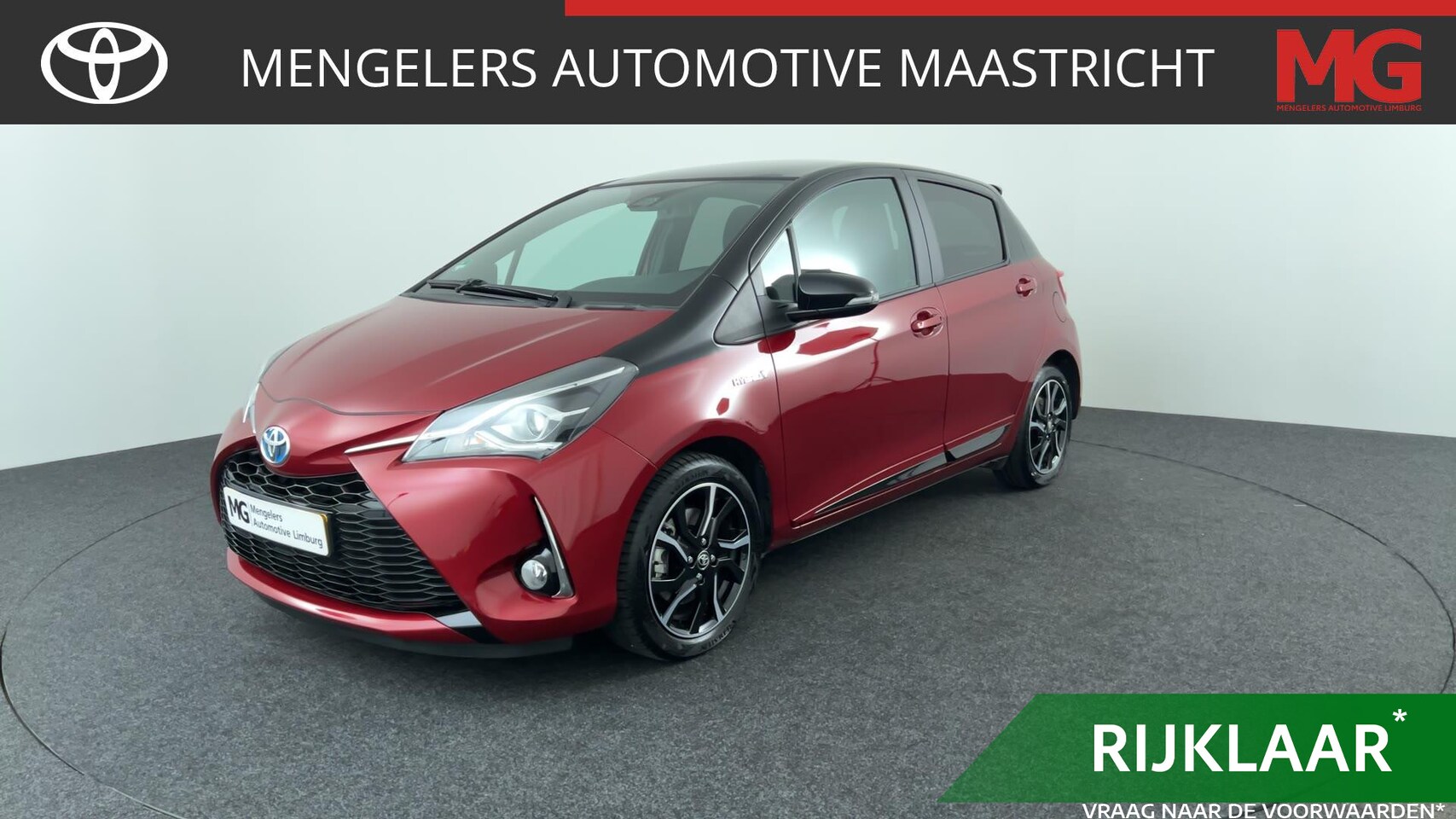 Toyota Yaris - 1.5 Hybrid Bi-Tone Plus | Pano | slechts 33dkm - AutoWereld.nl