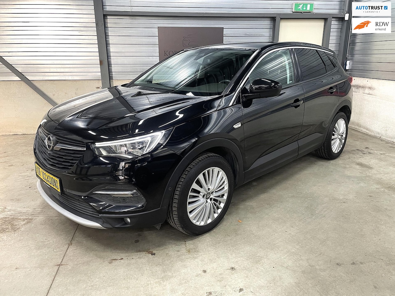 Opel Grandland X - 1.2 Turbo Innovation 1ste eigenaar carplay - AutoWereld.nl