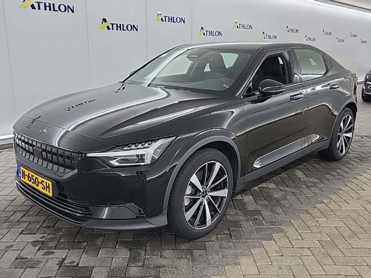 Polestar 2 - 224pk 64kWh Standard Range Single Motor 94% SoH [ STOELVERWARMING+CAMERA+ 19 INCH+NAVI+CLI - AutoWereld.nl