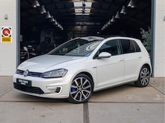 Volkswagen Golf - 1.4 TSI GTE *NAP* *Pano | 18" | LED | Navi | Clima | Cruise | Parkeersensoren | Sfeerverli