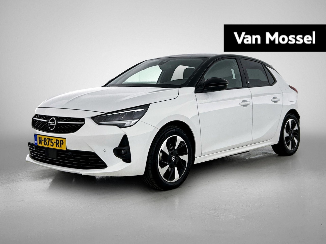 Opel Corsa-e - GS Line 50 kWh | Camera  | Apple Carplay/Android Auto | 16" Lichtmetalen velgen - AutoWereld.nl