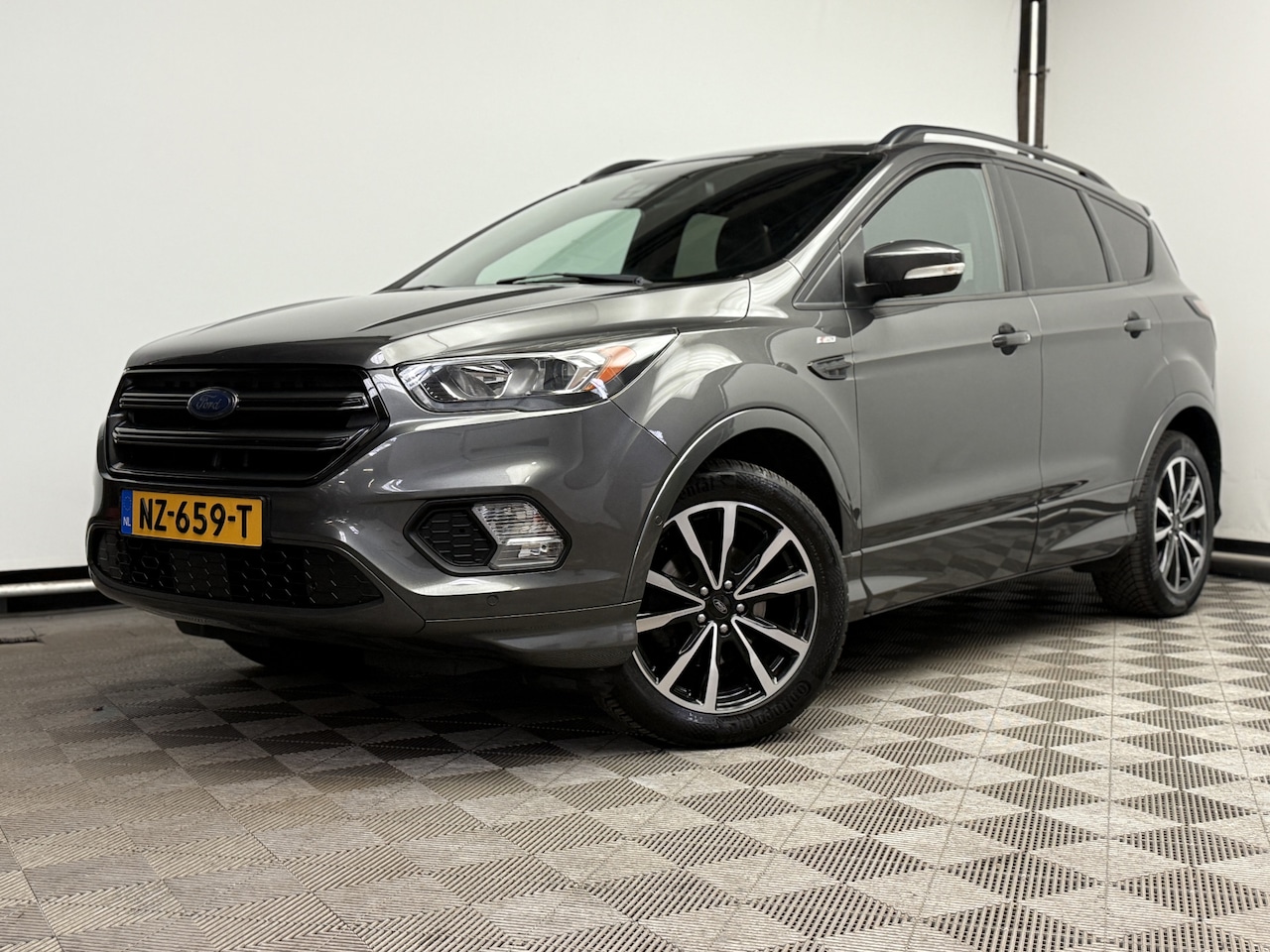Ford Kuga - 1.5 EcoBoost ST Line Zeer Complete NL Auto - AutoWereld.nl