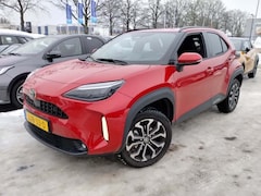 Toyota Yaris Cross - 1.5 Hybrid 115 Dynamic | Comfort Pack | Afn. trekhaak | Stuurverwarming | Navigatie | NL-a