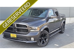Dodge Ram 1500 - SPORT 4X4 CREW CAB. 5, 7LTR V8 AUT. BLACK EDITION LAGE CATALOGUS WAARDE