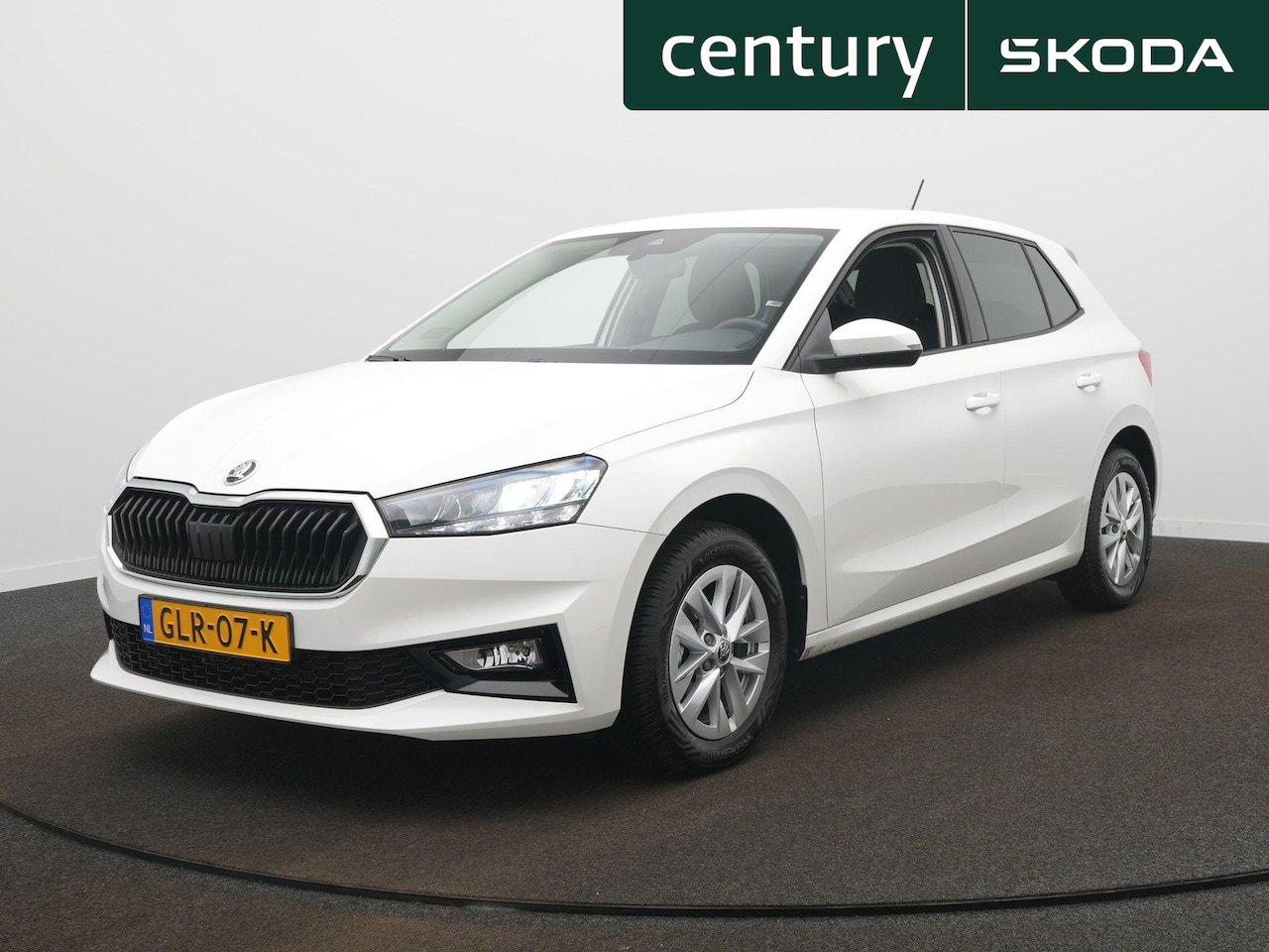 Skoda Fabia - 1.0 TSI Selection Cruise - Apple Carplay - Armsteun - Privacy Glass - AutoWereld.nl