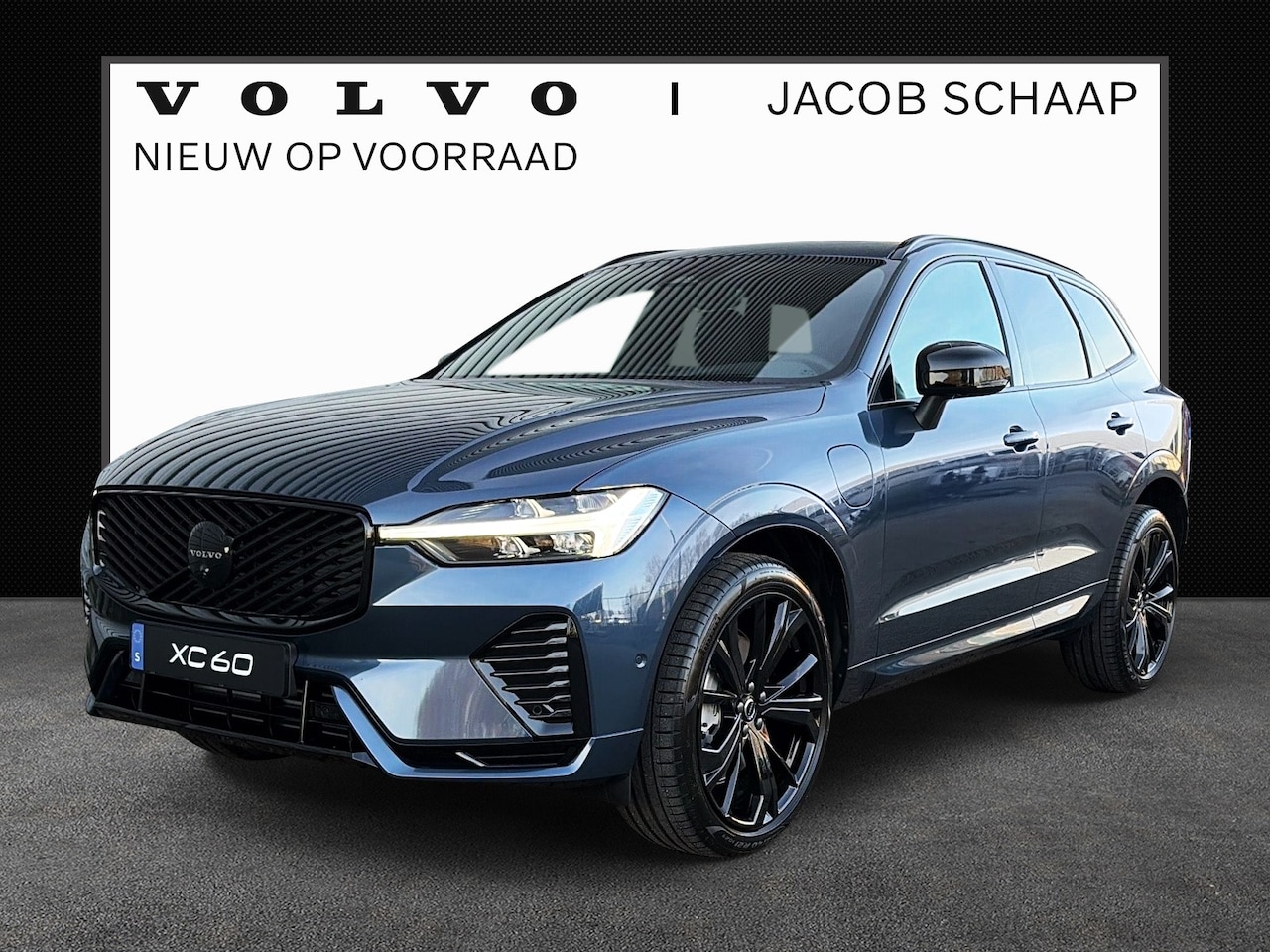 Volvo XC60 - 2.0 T6 Plug-in hybrid AWD Plus Black Edition / Nieuw uit voorraad / 21" Glossy Black / hea - AutoWereld.nl
