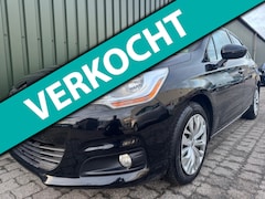 Citroën C4 - 1.4 VTi Collection met Nieuwe APK