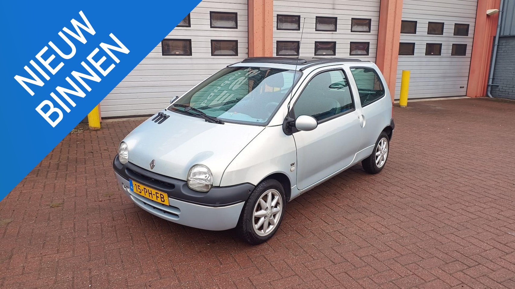 Renault Twingo - 1.2-16V Kenzo 1.2-16V Kenzo - AutoWereld.nl
