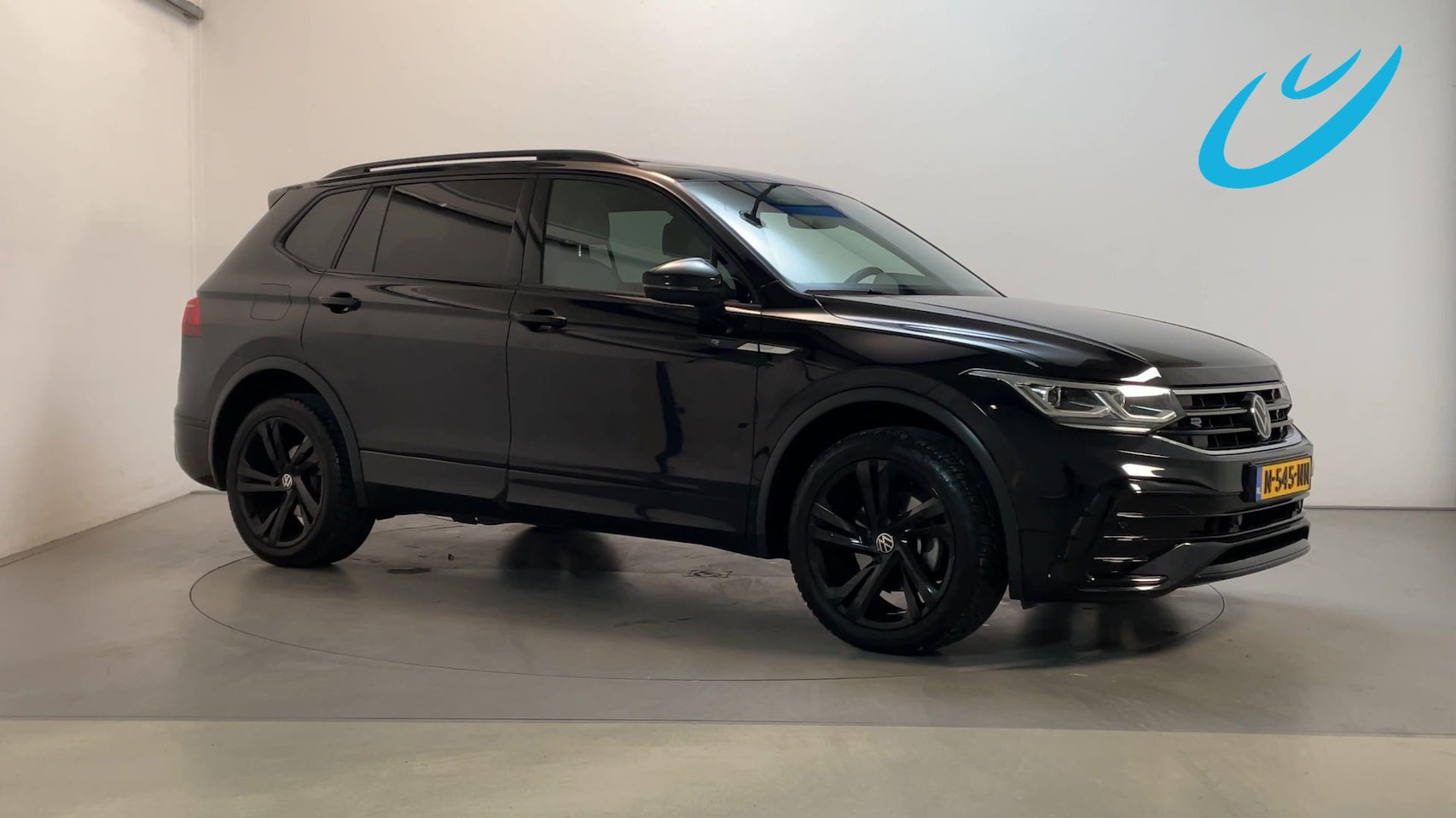 Volkswagen Tiguan Allspace - 1.5 TSI DSG R-Line Business+ 7p. Panoramadak Camera Navigatie Stoelverwarming Trekhaak - AutoWereld.nl