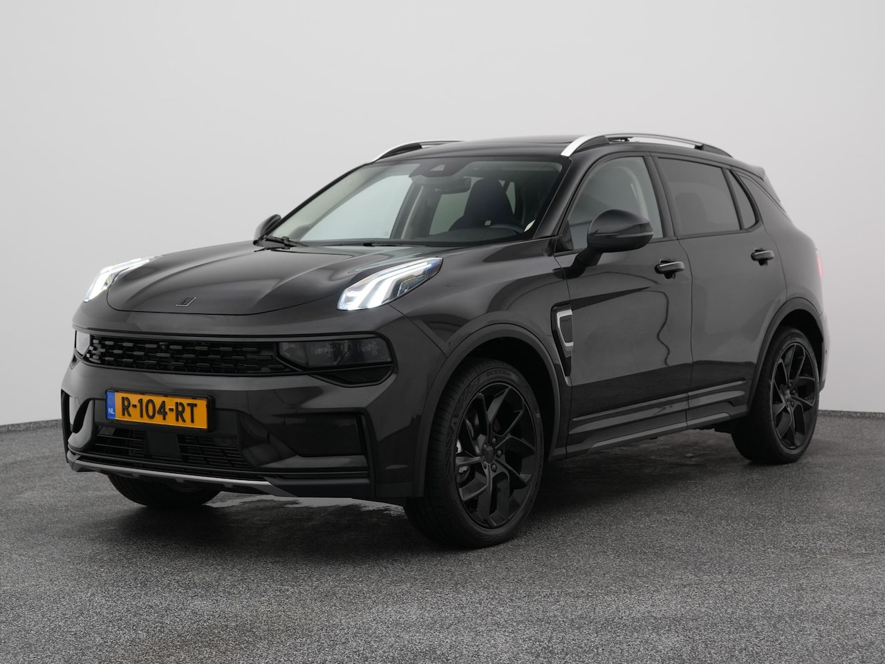 Lynk & Co 01 - 1.5 Plug-in Hybrid | 360° | BLACK | NLD AUTO - AutoWereld.nl