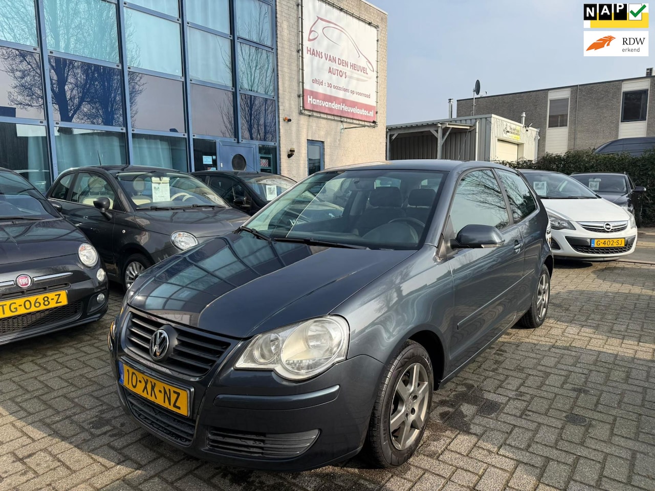 Volkswagen Polo - 1.2 Optive Climate Control, APK 02/27 - AutoWereld.nl