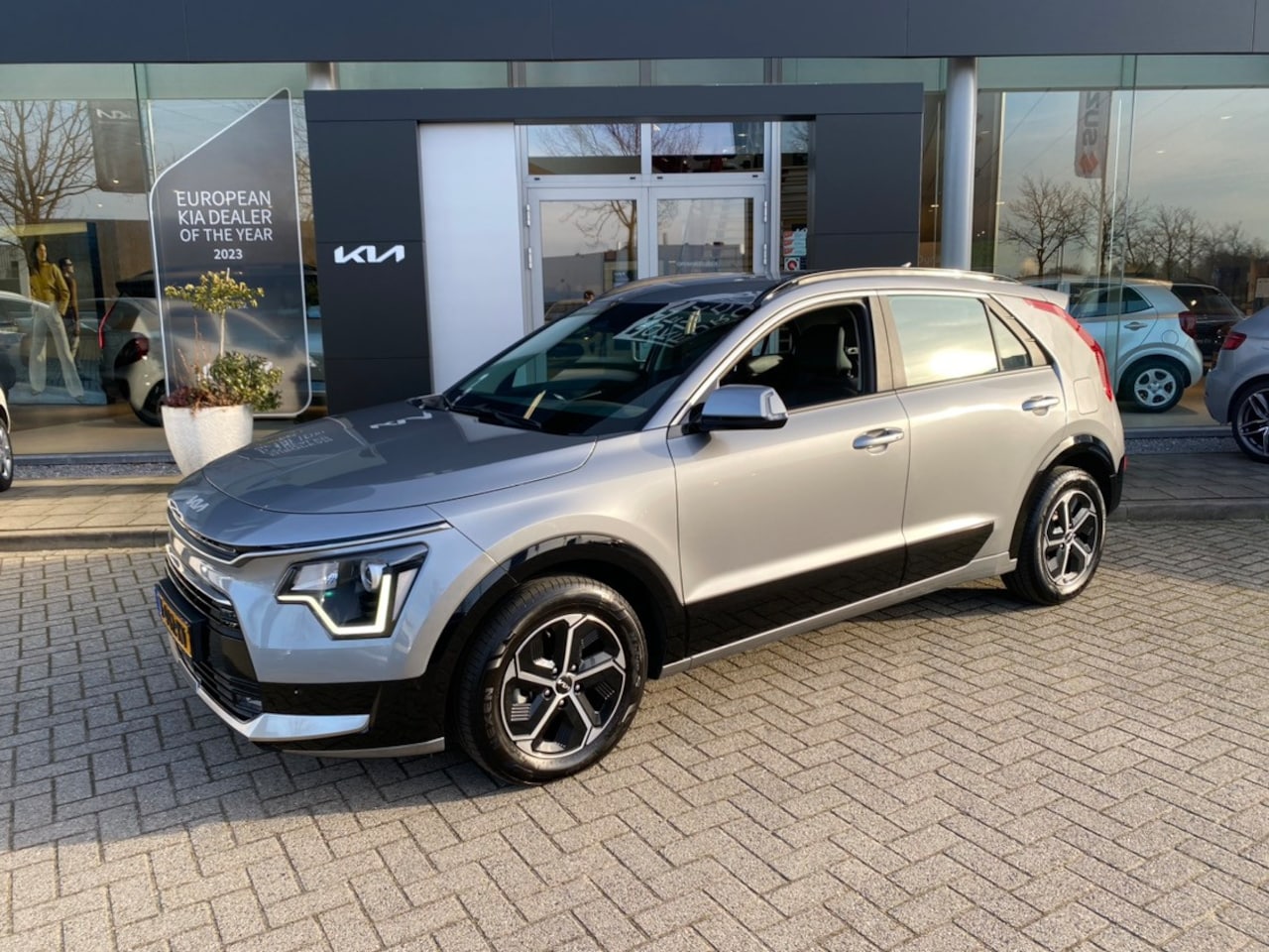 Kia Niro - 1.6 GDi Hybrid DynamicLine info Bas 0492-558982 - AutoWereld.nl