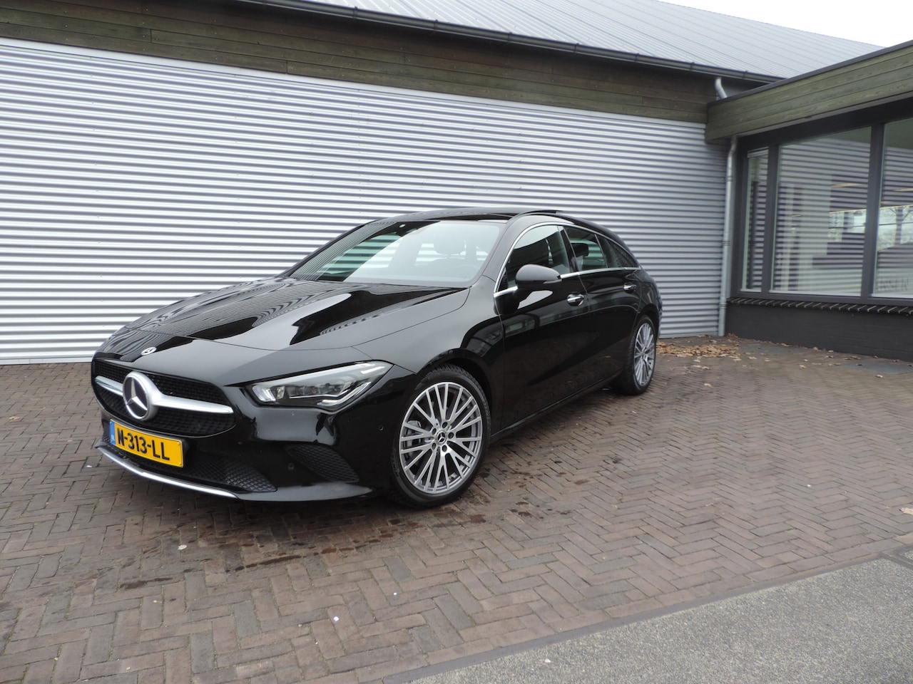 Mercedes-Benz CLA-klasse Shooting Brake - 200 Business Solution Luxury panoramadak trekhaak - AutoWereld.nl