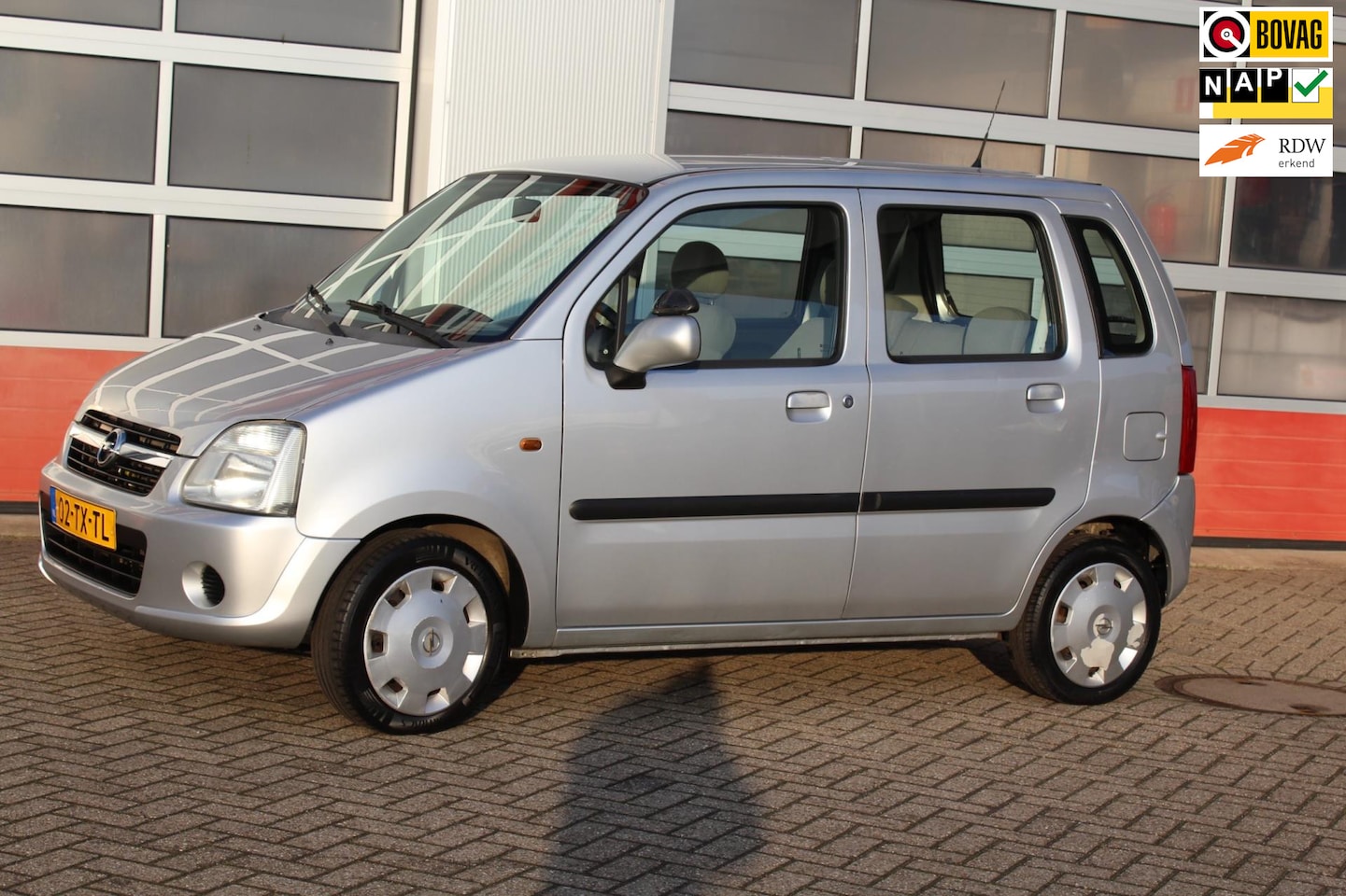 Opel Agila - 1.2-16V Flexx cool 1.2-16V Flexx cool - AutoWereld.nl