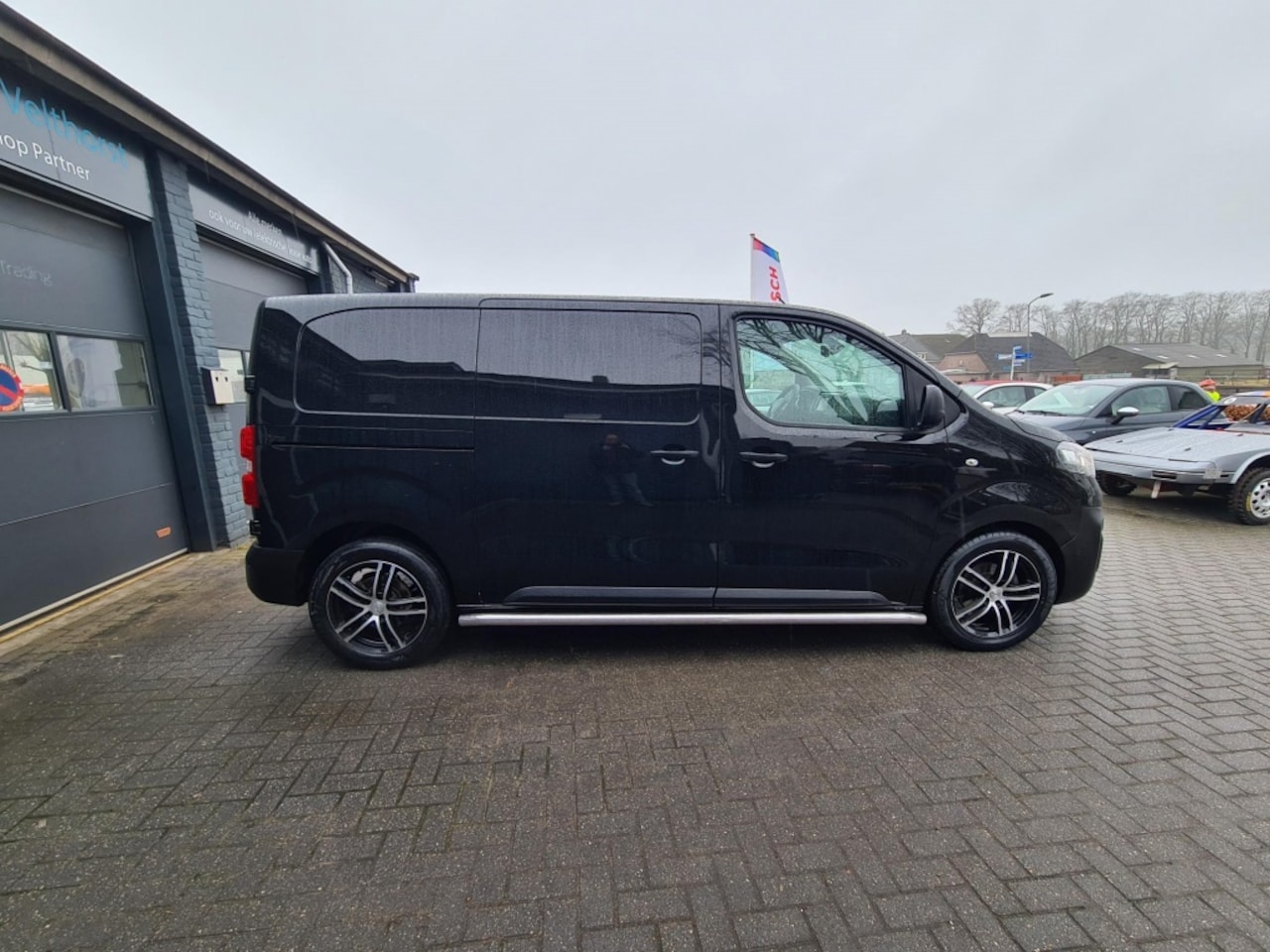 Opel Vivaro - 2.0 CDTI L2H1 Edit. - AutoWereld.nl