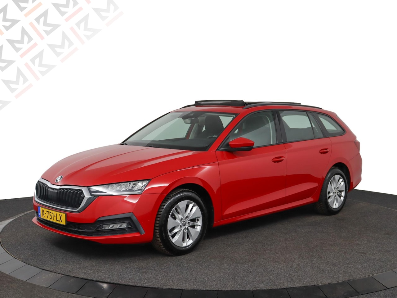 Skoda Octavia Combi - 1.0 TSI Business Edition|Panoramadak|Trekhaak - AutoWereld.nl