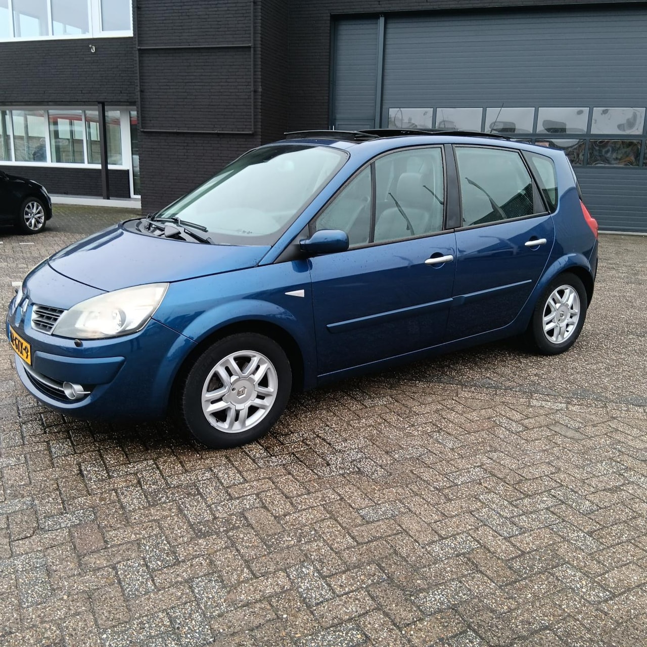 Renault Scénic - 2.0-16V Tech Line 2.0-16V Tech Line - AutoWereld.nl