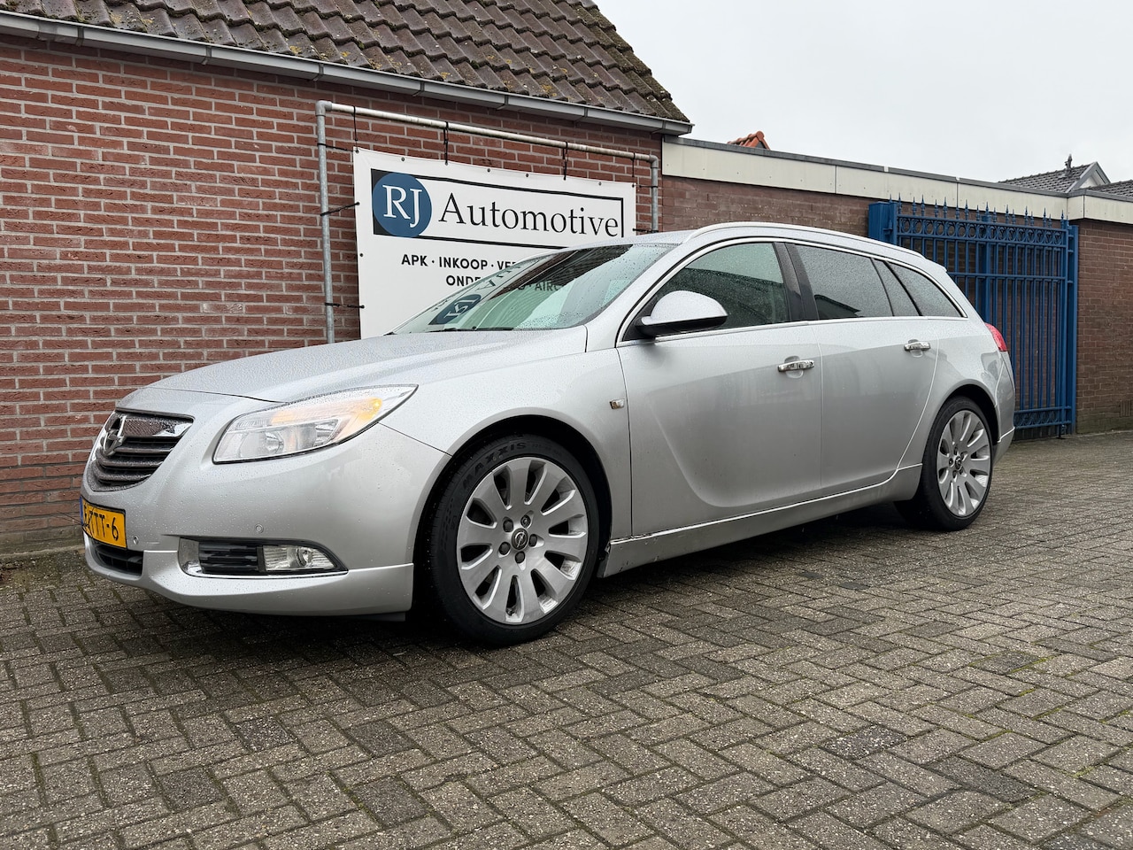 Opel Insignia Sports Tourer - 1.4 T EcoF. Sport - AutoWereld.nl