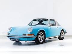 Porsche 911 Targa - Wunchfarbe Kristalblau - Custom build - Computer Injection