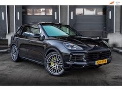 Porsche Cayenne - 3.0 E-Hybrid MASSAGE/TV/PANO/VERKOELING/SOFTCLOSE/BOMVOL IN OPTIES