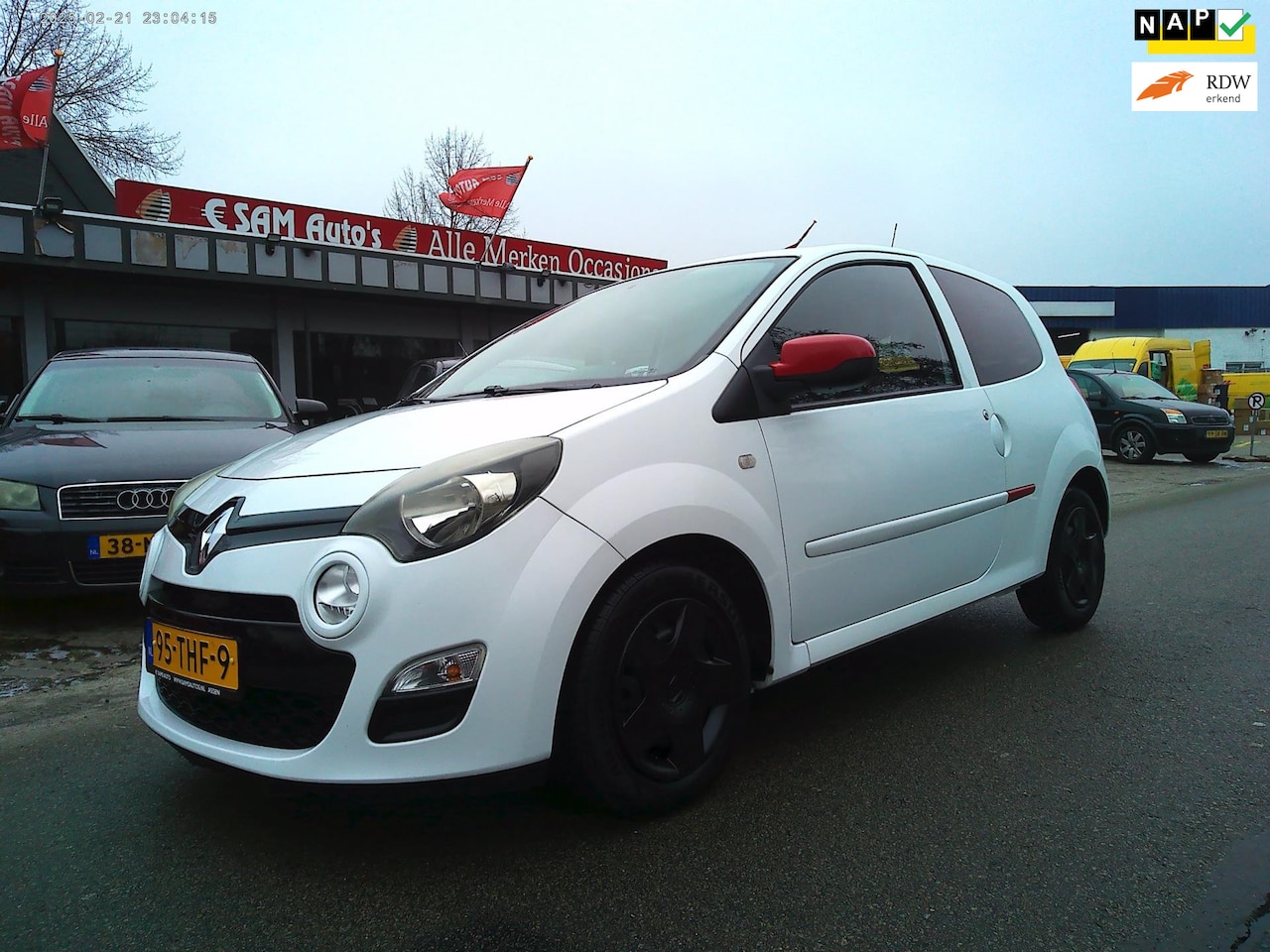 Renault Twingo - 1.2-16V Collection 1.2 16V Collection (Airco ) - AutoWereld.nl