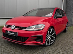 Volkswagen Golf - 2.0 TSI GTI 245 PK Performance / PANO / KEYLESS / DYNAUDIO